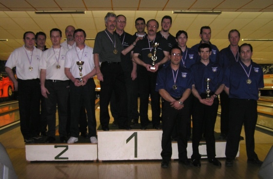 R3A-2004-2005-PodiumS.jpg (77188 octets)